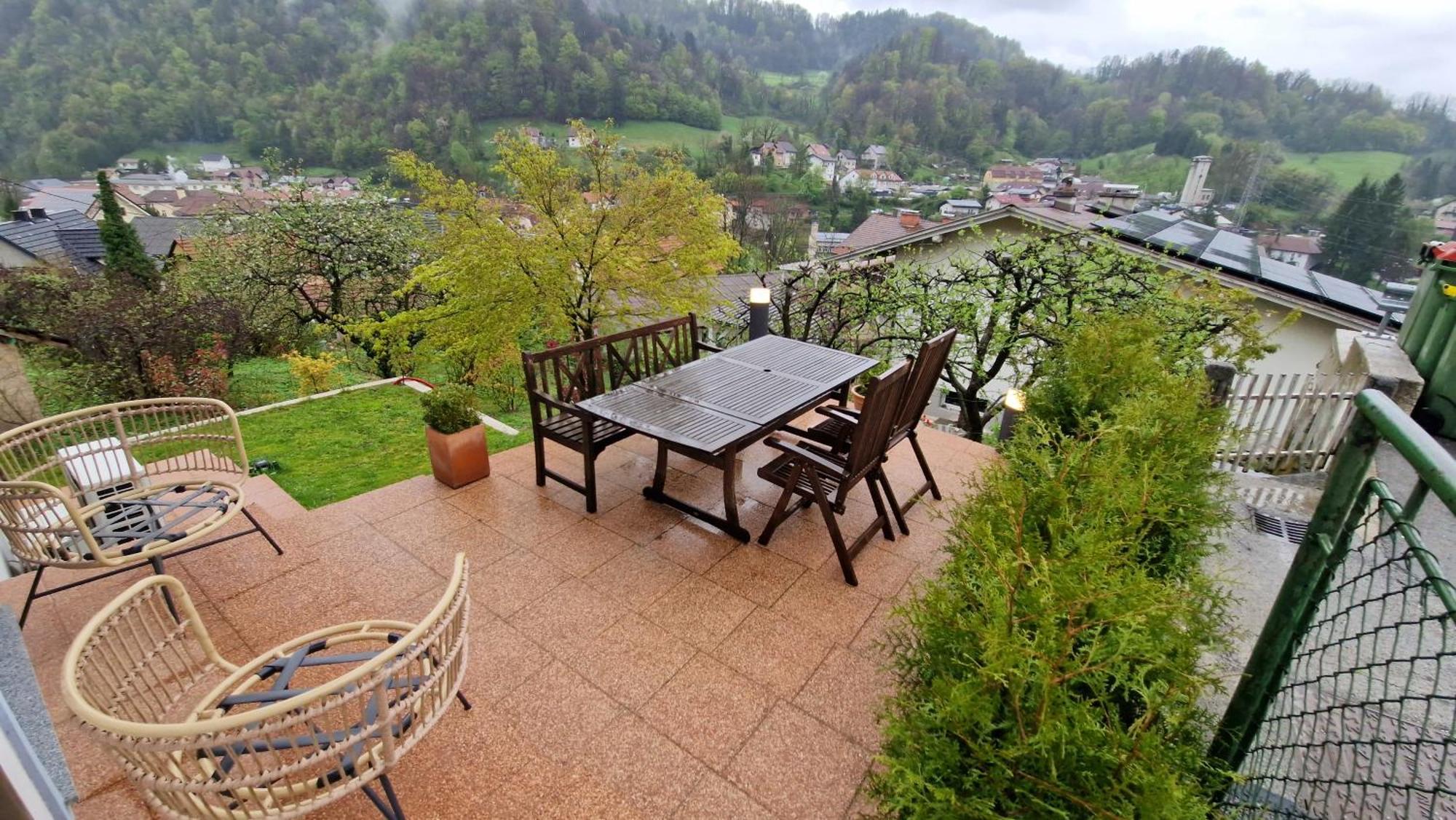 Bergmannhaus Villa Zagorje ob Savi Bagian luar foto